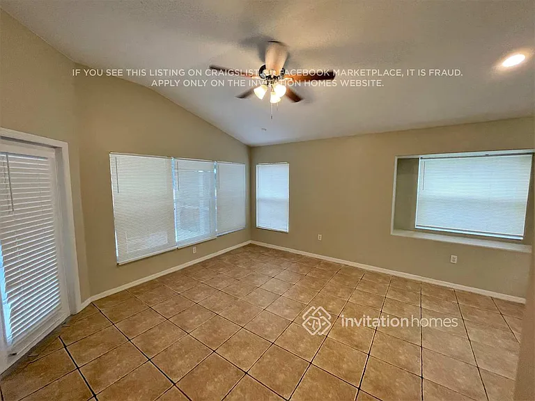 6234 White Clover Cir — Photo 3