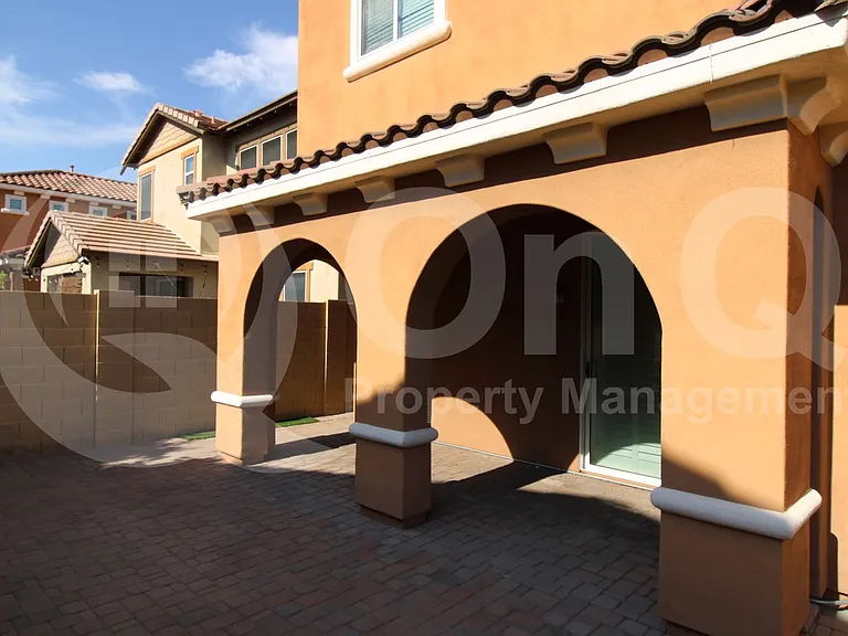 9134 S Roberts Rd — Photo 26