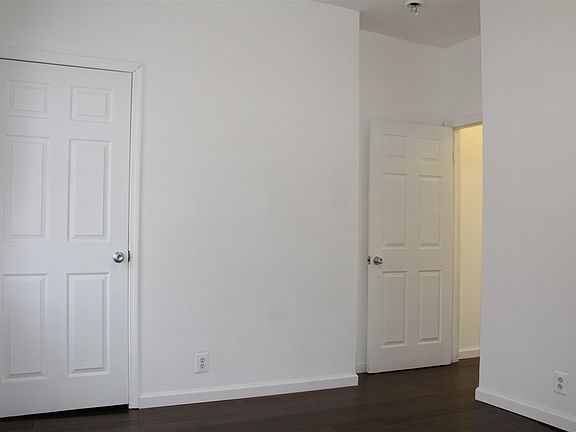 5th image of 112 Romaine Ave APT 6