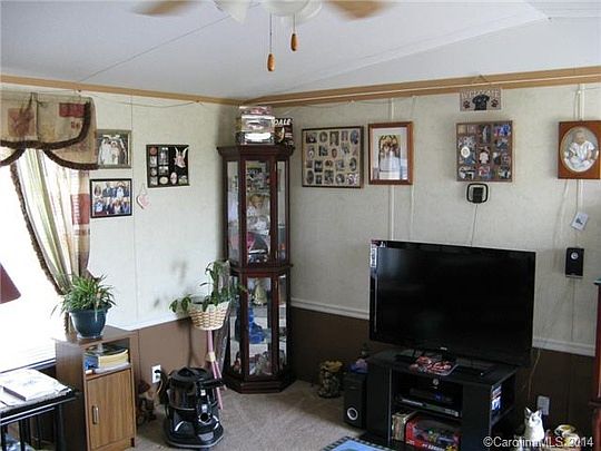 5th image of 104 Meagon Dr