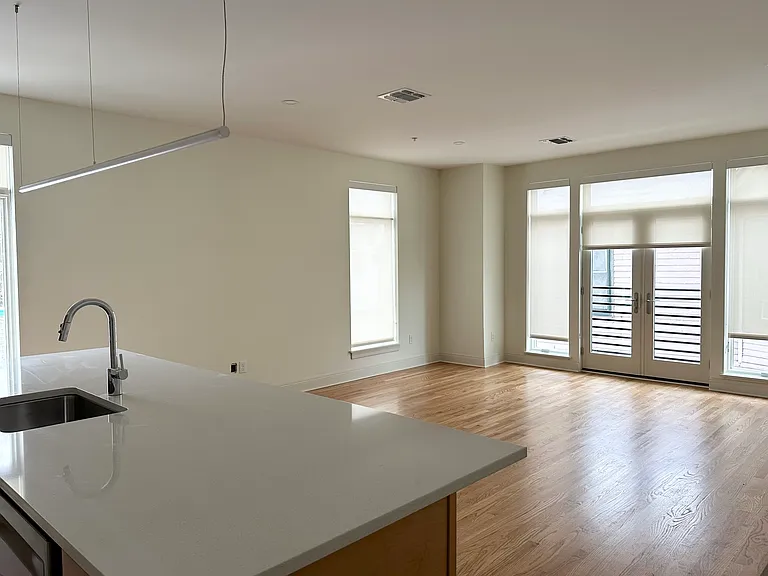 386 Grant St #203 — Photo 12
