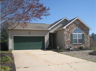 75 Charles Dr, New Castle, DE 19720