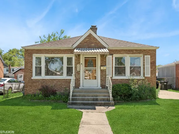 4053 Grace St, Schiller Park, IL 60176