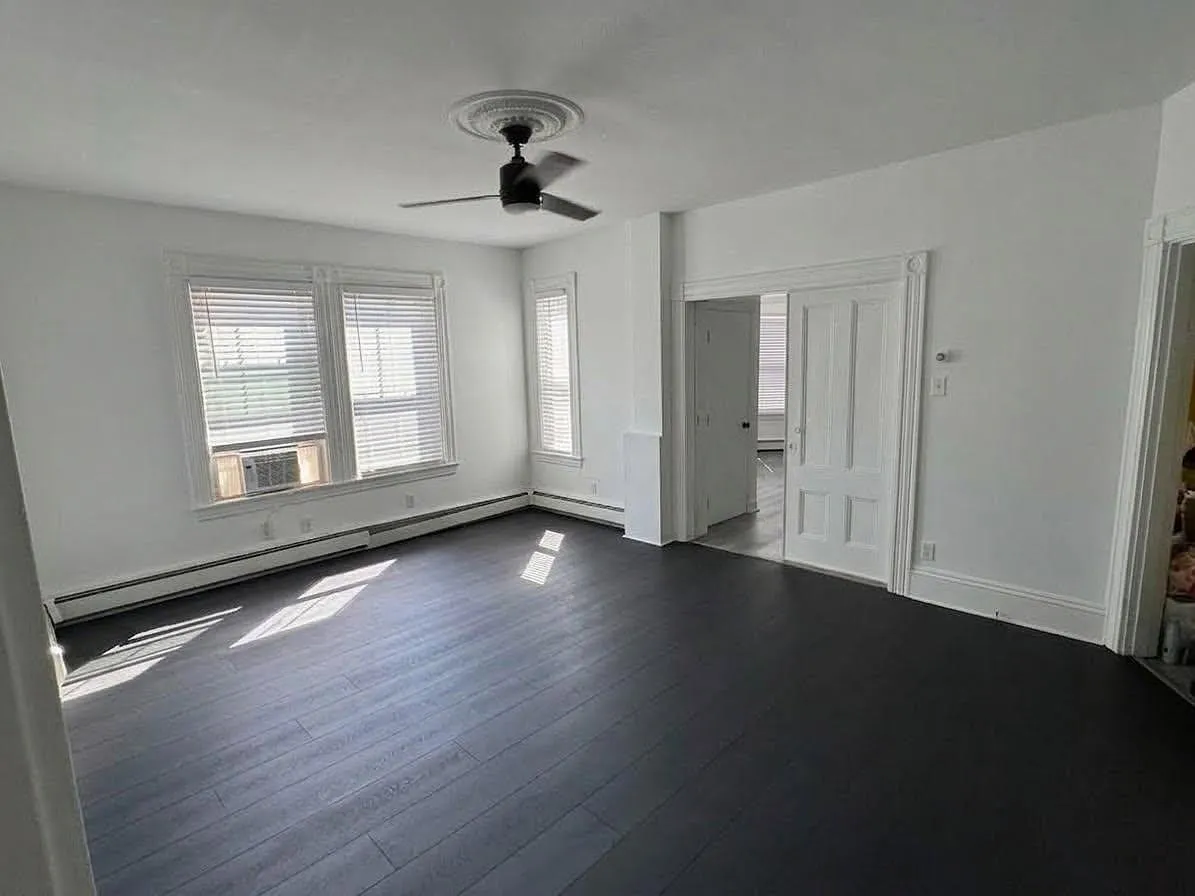 2 bed, $2,600 — Photo 2