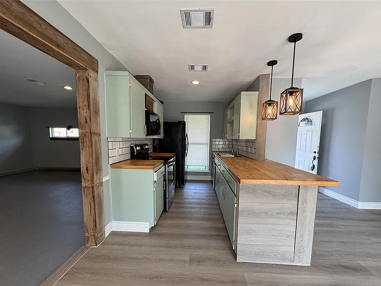 3520 Roanoke Dr — Photo 27