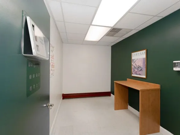 586 Kearny Avenue image 16 of 26