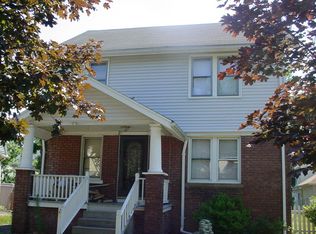 28 Sherbrooke St, Springfield, MA 01104
