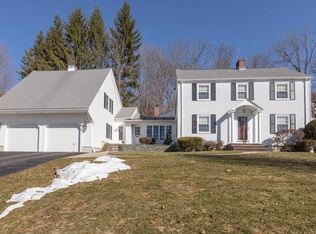 6 Long Vue Ter, Worcester, MA 01602