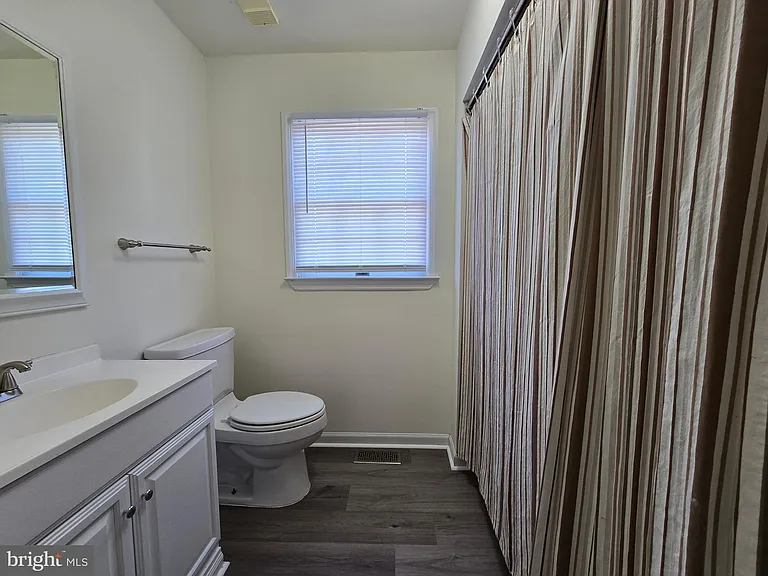 23 Lordship Ln — Photo 18