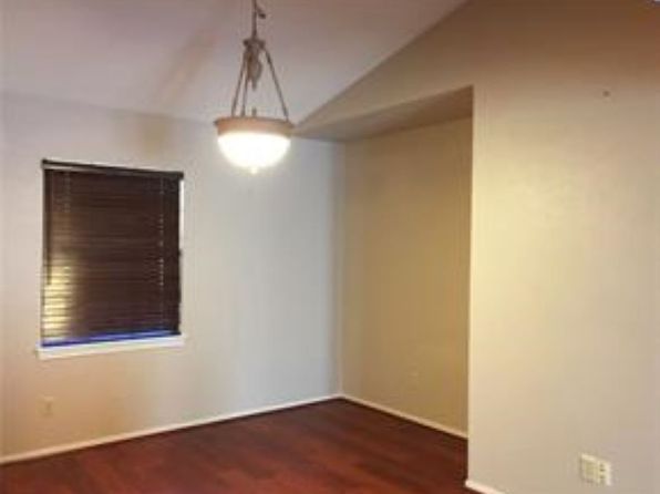 7909 Sloan Cir
