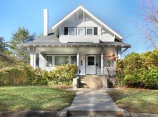 67 Sutherland Rd, Arlington, MA 02476