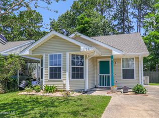10706 E Bay Tree Dr, Gulfport, MS 39503