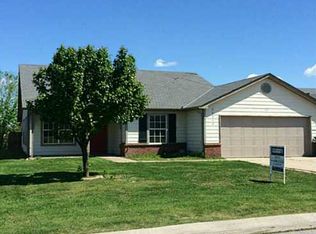 20317 E 42nd St S, Broken Arrow, OK 74014