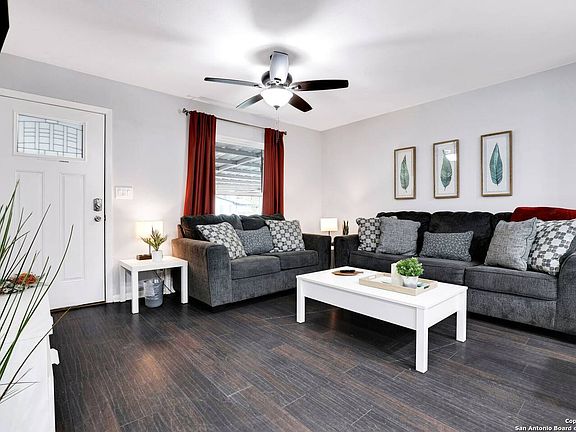 3rd image of 2519 WOODBURY ST