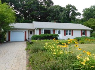 76 Chester St, West Springfield, MA 01089