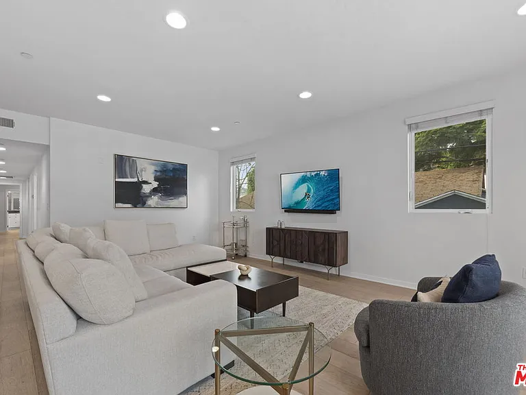 11912 Laurelwood Dr #201 — Photo 3