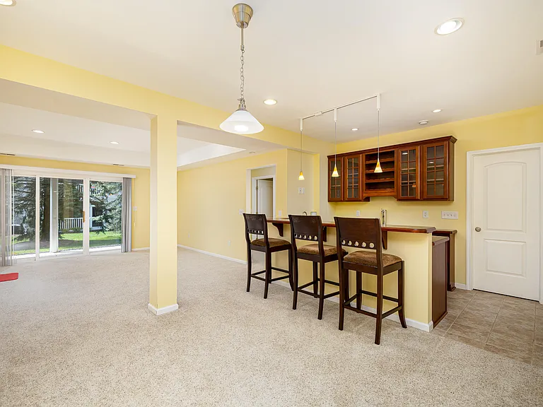 2906 N Knightsbridge Cir — Photo 28