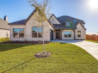 5618 Clara Ct, Midlothian, TX 76065