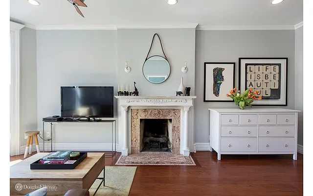 Sold by Douglas Elliman | media 8