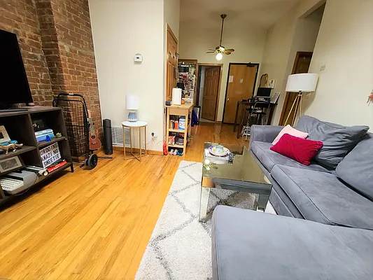 Rented by Brooklyn Heights Real Estate Inc | media 3