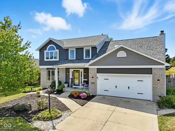 6417 Merlin Dr, Fort Wayne, IN 46818