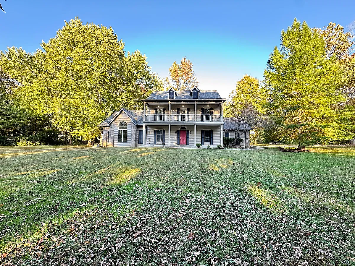 E Red Fox Ave, Terre Haute — Photo 1