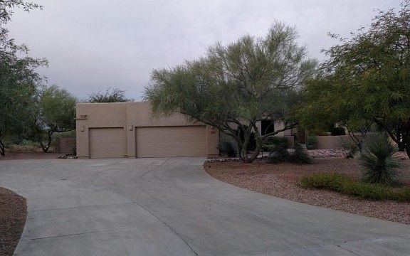 2nd image of 14002 E Calle Nobleza