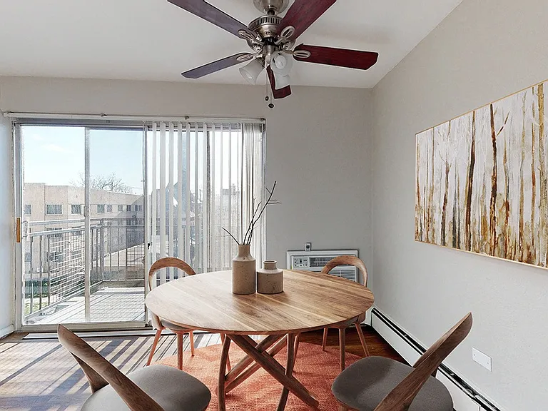Latitude 40 — Photo 55