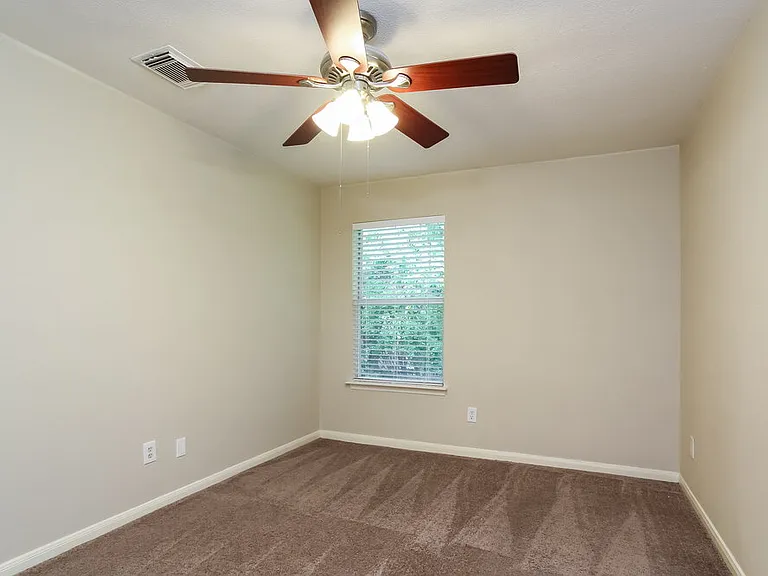 20914 Lake Park Trl — Photo 13
