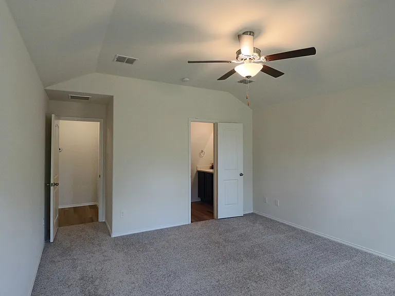 2437 Opaline Dr — Photo 15
