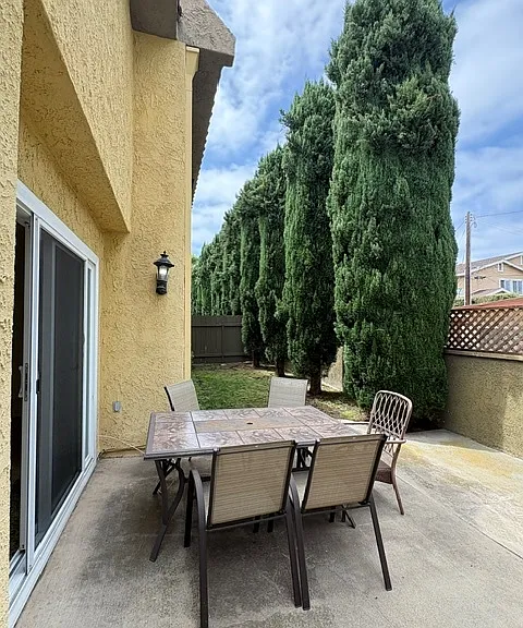 2558 Orange Ave #B2 — Photo 34