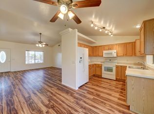 8607 W Raven Dr, Arizona City, AZ 85123
