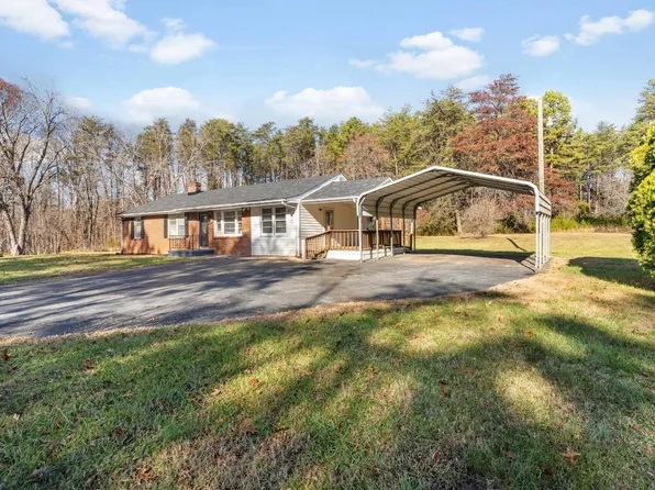 2529 Zion Rd, Gretna, VA 24557