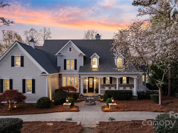 111 Moors End Loop, Mooresville, NC 28117
