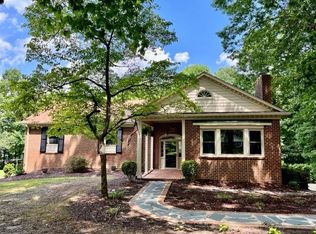 60 White Oak Rd, Lawrenceville, VA 23868