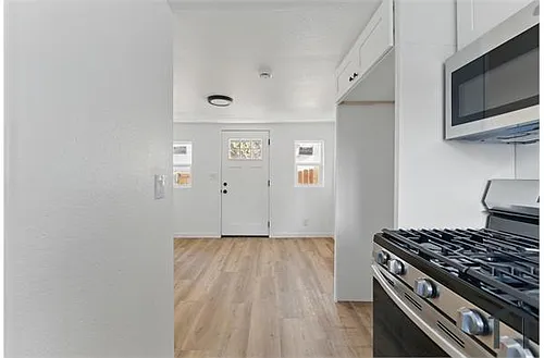 16313 Hunsaker Ave #2 Photo 1