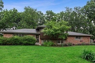1st image of 22415 S Knyghtwood Dr