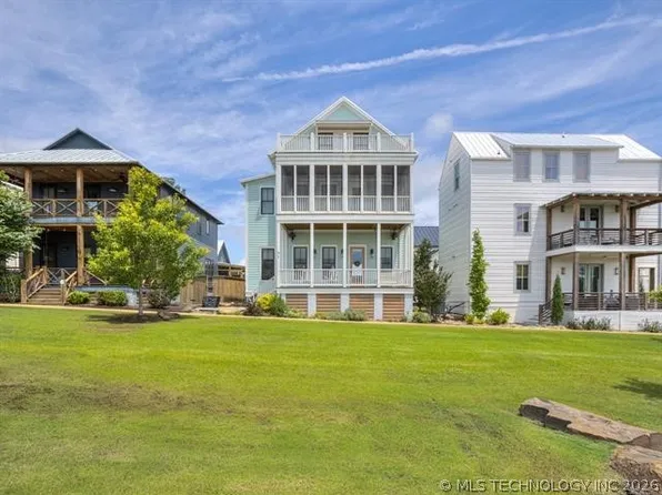 71 Greenway Carlton Lndg, Eufaula, OK 74432