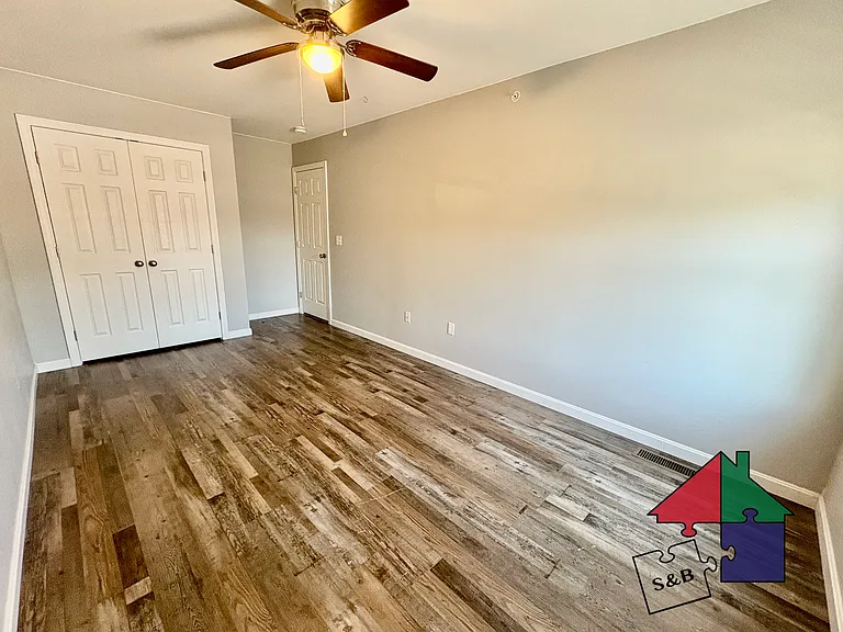 59 Cornelia Ct — Photo 18