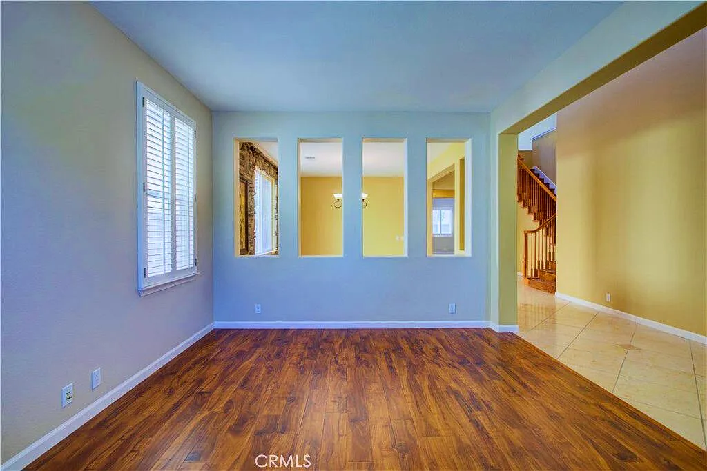 4 bed, 3284 sqft, $3,000 — Photo 3