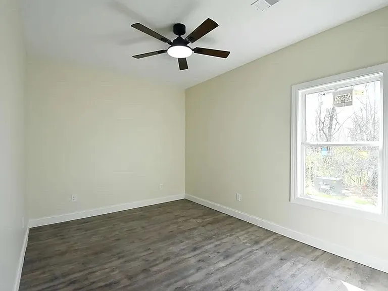 191 Willowbrook Dr #183 — Photo 9