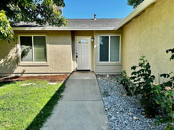 2nd image of 3579 Bearwood Pl