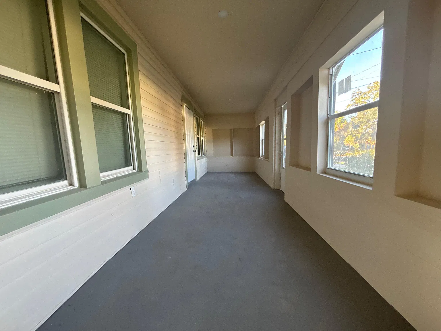 5 bed, 2.0 bath, 1740 sqft, $2,800 — Photo 4