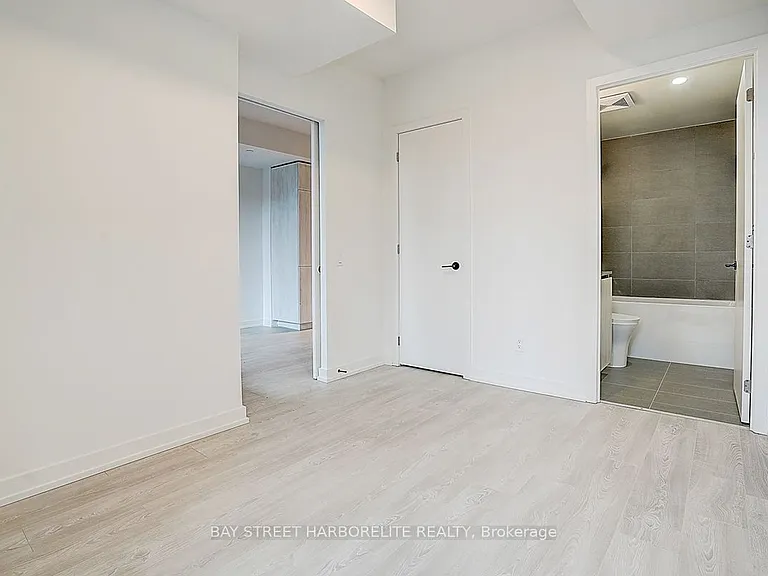 35 Parliament St #227 — Photo 22