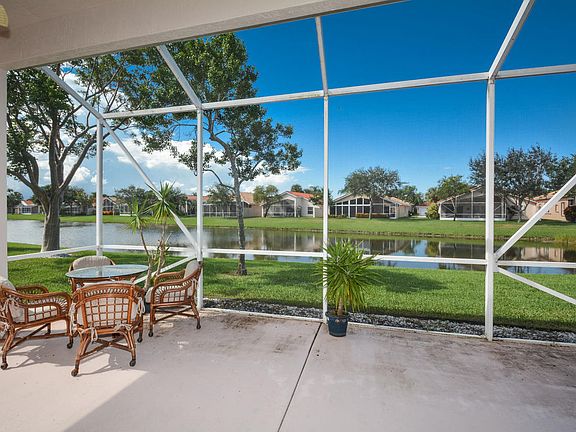 3rd image of 7105 Catania Dr