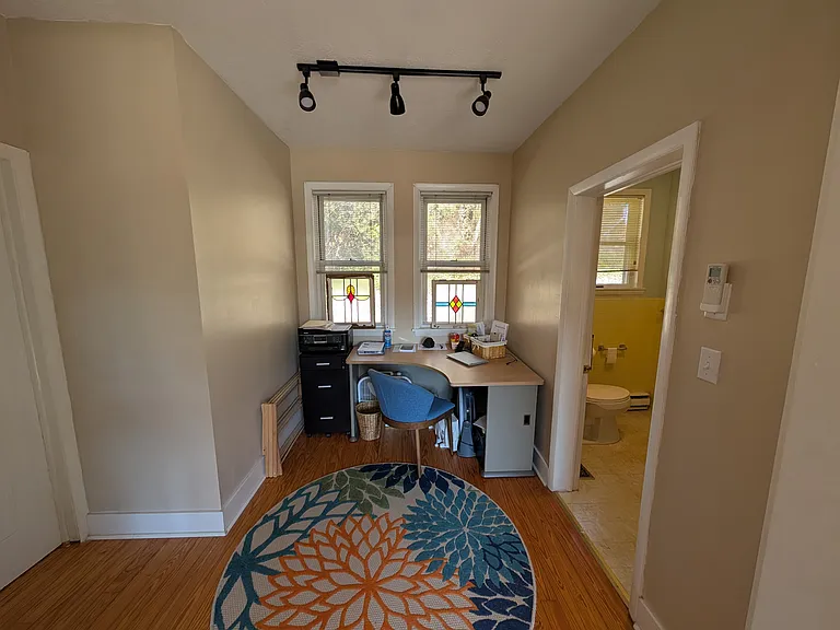 115 Lake Dr — Photo 11