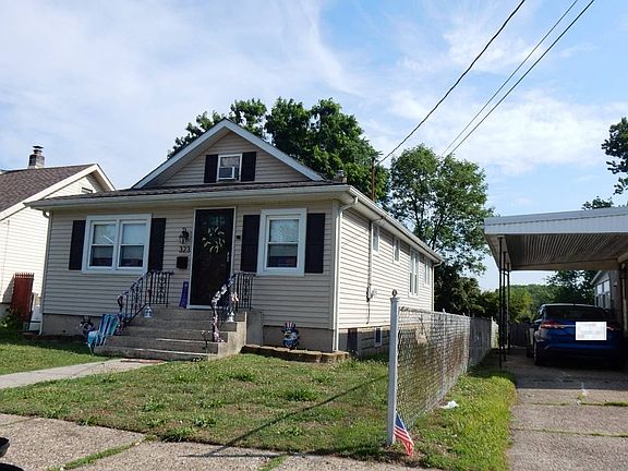 3rd image of 323 Lake St