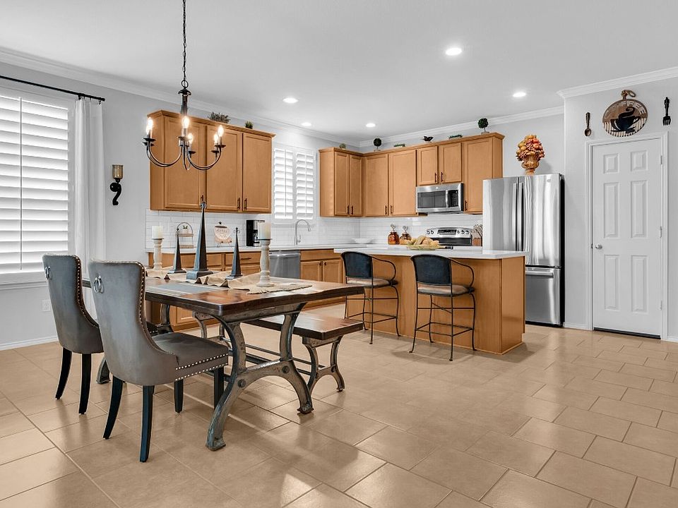 1st image of 2348 Barzona Dr