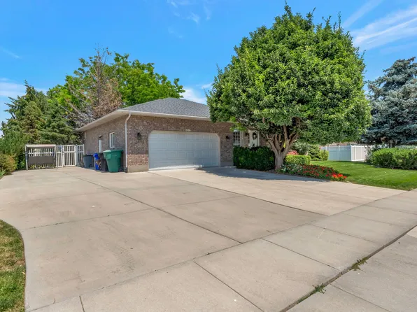 1386 Bristol Ridge Rd, West Jordan, UT 84088
