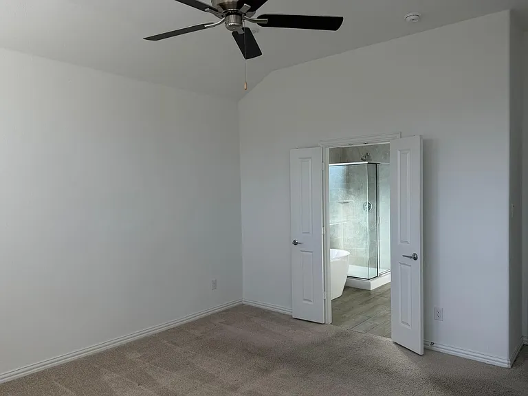 2521 Birchcrest Dr — Photo 28